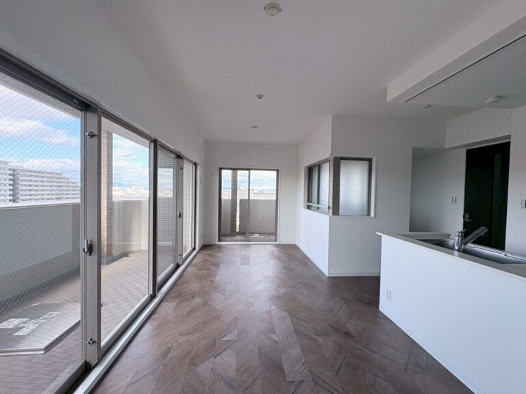 【実例】築18年中古マンション。リノベーションで叶えるモダン空間